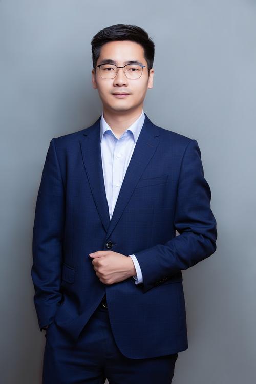彭中华 动态图形设计负责人